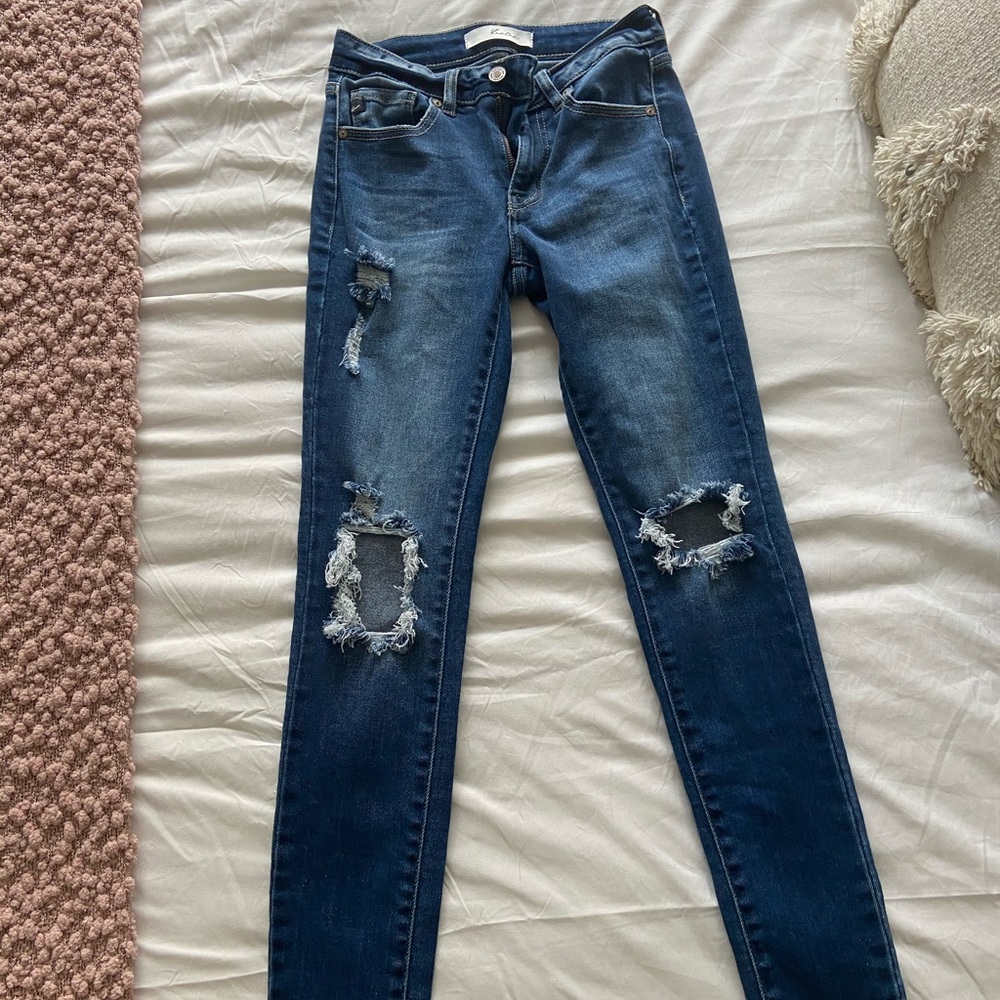Kancan medium wash ripped jeans